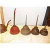 Image 3 : 8-Vintage Oil Can Dispencers