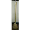 Image 3 : Yellow Handle 34" Agitator