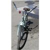 Image 3 : Girls Green & White Huffy Beach Cruiser