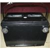 Image 1 : 12 volt automotive battery,