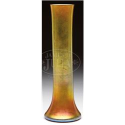 GOLD IRIDESCENT VASE.