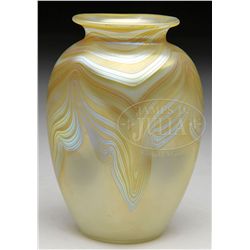 LOETZ PHANOMEN VASE.