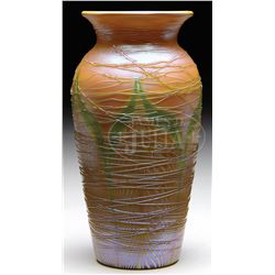 DURAND THREADED PULLED FEATHER VASE.