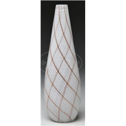VENINNI ART GLASS VASE.