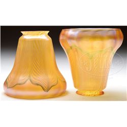 PAIR STEUBEN PULLED FEATHER SHADES.