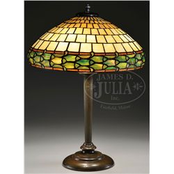 DUFFNER & KIMBERLY GEOMETRIC TABLE LAMP.