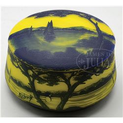 RICHARD CAMEO COVERED BOX.