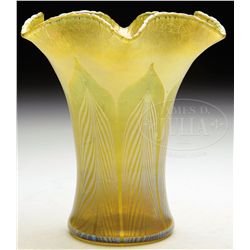 TIFFANY PULLED FEATHER VASE.