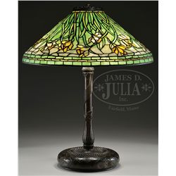 TIFFANY STUDIOS DAFFODIL TABLE LAMP.