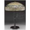 Image 2 : TIFFANY STUDIOS LEMON LEAF TABLE LAMP.
