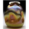 Image 1 : GOLD IRIDESCENT VASE.