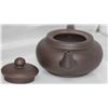 Image 2 : CHINESE YIXING PURPLE CLAY 450CC TEAPOT