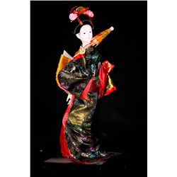 COLLECTORS EDITION GEISHA DOLL 9"