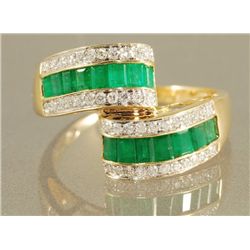 1.61CT EMERALD & DIAMOND RING