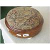 Image 1 : Victorian walnut footstool £50 - 80...