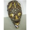 Image 1 : Carved African mask £60 - 80...