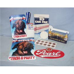 25 MISC. BEER SIGNS MOST LIKE NEW MOST ARE STROH'S COPYRIGHT 1988, EXCEPT ONE PEARL, ONE CORONA,...