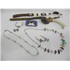 Image 1 : Native American Collectibles