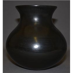 SANTA CLARA/SAN JUAN POTTERY VASE