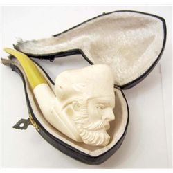 VINTAGE MEERSCHAUM PIPE W/ BAKELITE STEM & CASE