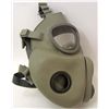 Image 4 : CZECH M10 GAS MASK W/ FILTER AND BAG