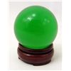 Image 1 : 1,337.5 CT. GREEN QUARTZ CRYSTAL SPHERE W/ STAND