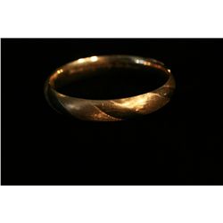 14k Yellow Gold Hollow Hinged Bangle Bracelet,