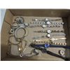 Image 1 : LOT 17 LADY QUARTZ WRIST WATCHES: GOLD & SILVER