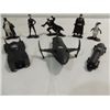 Image 3 : LOT 8 ERTAL DIE CAST METAL BATMAN FIGURES & CARS