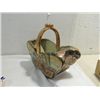 Image 2 : LOT 9 MIXED CERAMIC & GLASS: NORTHWWOD CARNIVAL