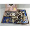 Image 1 : JACK POT LOT OF LADYS COSTUME JEWELRY NECKLACES,