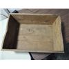 Image 2 : VINTAGE PINE CRATE FIVE CROWN WINE PORTUGAL