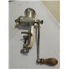 Image 2 : LOT 2 VINTAGE KITCHEN ITEM: DULTON METAL 5LB SCALE