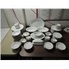 Image 1 : LOT 93 PCS NORITAKE FINE CHINA BUCKINGHAM PATTERN