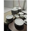 Image 3 : LOT 93 PCS NORITAKE FINE CHINA BUCKINGHAM PATTERN