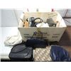 LOT 23 VINTAG ELADY'S PURSES: HANDBAGS, CLUTCHES &