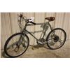 Image 1 : GREY NORCO BIGFOOT 15SPD ROAD BIKE