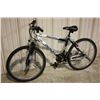 Image 1 : BLACK ARASHI DYNASTY 18SPD FRONT SUSPENSION MOUNTAIN BIKE