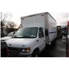 Image 1 : 2000 FORD E-450 SUPERDUTY CUBE VAN WHITE, VIN # 1FDXE45FXYHB09157