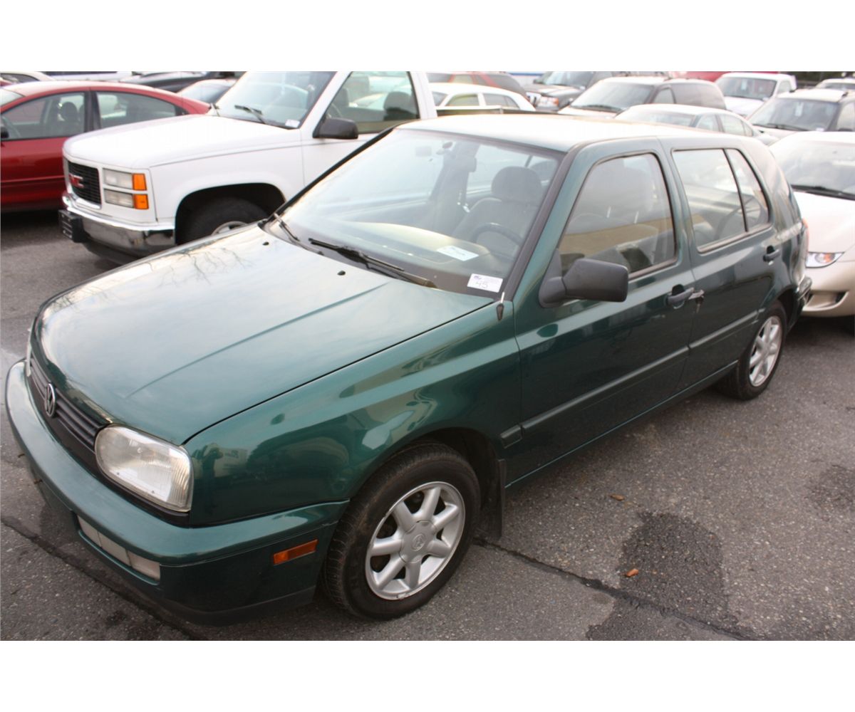 1995 VOLKSWAGEN GOLF, HATCHBACK, GREEN, VIN