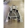 Image 2 : PITTSBURGH 2000LB LOW PROFILE TRANSMISSION JACK