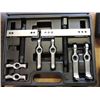 Image 2 : MATCO TOOLS MST4534 BEARING & PULLY PULLER TOOL SE