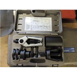 MATCO TOOLS MST6735 SPRINTER VAN FRONT END TOOL KI