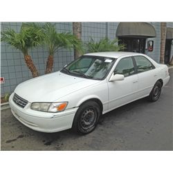 2000 TOYOTA CAMRY