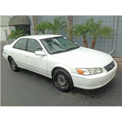 2001 TOYOTA CAMRY