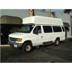 2006 FORD E-350
