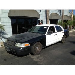 2004 FORD CROWN VICTORIA