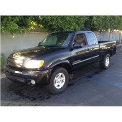 2004 TOYOTA TUNDRA