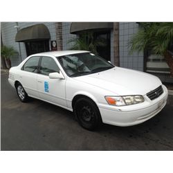 2000 TOYOTA CAMERY