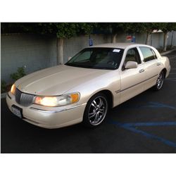 1998 LINCOLN TOWN CAR